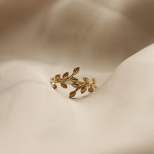 Load image into Gallery viewer, Olive Leaf Ring