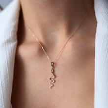 Load image into Gallery viewer, Thin Serpent Pendant Necklace