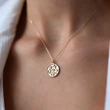 Load image into Gallery viewer, Bohemian Medallion Necklace