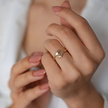 Load image into Gallery viewer, Love Ring