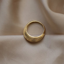 Load image into Gallery viewer, Textured Dome Ring