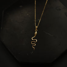 Load image into Gallery viewer, Thin Serpent Pendant Necklace