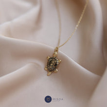 Load image into Gallery viewer, Tortoise Pendant Necklace