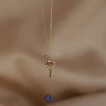 Load image into Gallery viewer, Flamingo Pendant Necklace