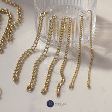 Load image into Gallery viewer, Curb Chain Bracelet
