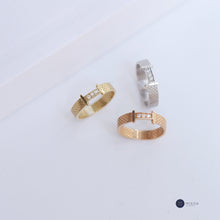 Load image into Gallery viewer, Woven Diamond Ring