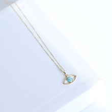 Load image into Gallery viewer, Minimal Evil Eye Pendant Necklace