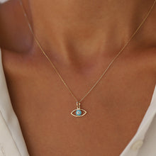 Load image into Gallery viewer, Minimal Evil Eye Pendant Necklace