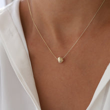 Load image into Gallery viewer, Bead Pendant Necklace
