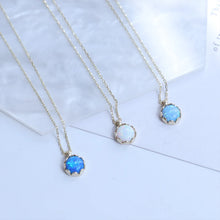 Load image into Gallery viewer, Gold Mini Opal Necklace