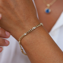 Load image into Gallery viewer, Six Diamond 3mm Curb Chain Bracelet