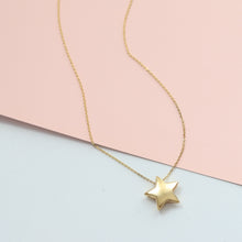 Load image into Gallery viewer, Gold Shining Star Necklace, 14K Gold Necklace, Minimal Invisible Chain Necklace, 3D Floating Star Pendant, Dainty Layering Necklace
