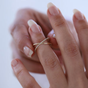 Diamond Cross Ring, 14K Gold Ring, X Ring, Handmade, Geometric, Gift for Her, Mother's Day, Minimalist Accessory, Gold Stacking Ring