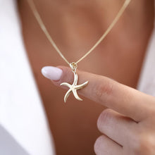 Load image into Gallery viewer, 14k Gold Starfish Necklace, Solid Gold Starfish Charm Pendant, Starfish Layering Necklace, Gold Animal Necklace, Summer Beach Jewelry
