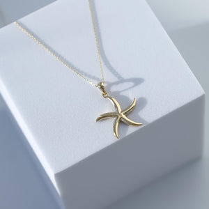 14k Gold Starfish Necklace, Solid Gold Starfish Charm Pendant, Starfish Layering Necklace, Gold Animal Necklace, Summer Beach Jewelry