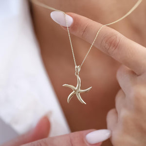 14k Gold Starfish Necklace, Solid Gold Starfish Charm Pendant, Starfish Layering Necklace, Gold Animal Necklace, Summer Beach Jewelry