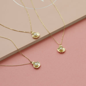 Seashell Pearl Necklace