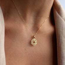 Load image into Gallery viewer, Gold Star of David Medallion Necklace

