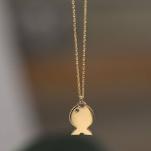 Load image into Gallery viewer, Dainty Gold Fish Necklace
