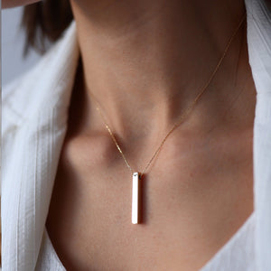Short 3D Bar Necklace