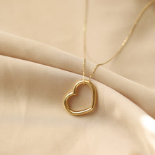 Load image into Gallery viewer, Dainty Gold Thin Open Heart Necklace
