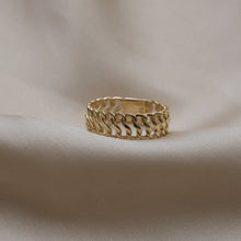 Load image into Gallery viewer, Vienna Chain Gold Ring
