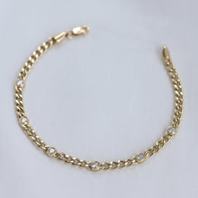 Load image into Gallery viewer, Six Diamond 3mm Curb Chain Bracelet
